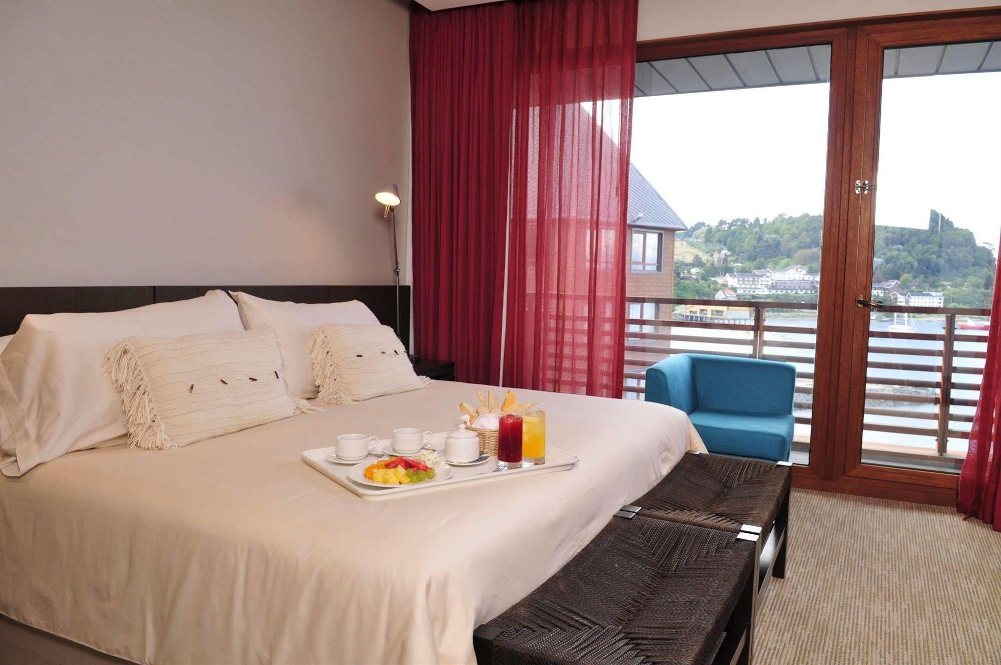 Hotel Dreams De Los Volcanes Puerto Varas Bagian luar foto